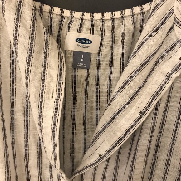 NWT Old Navy Stripped Romper - Picture 8 of 12